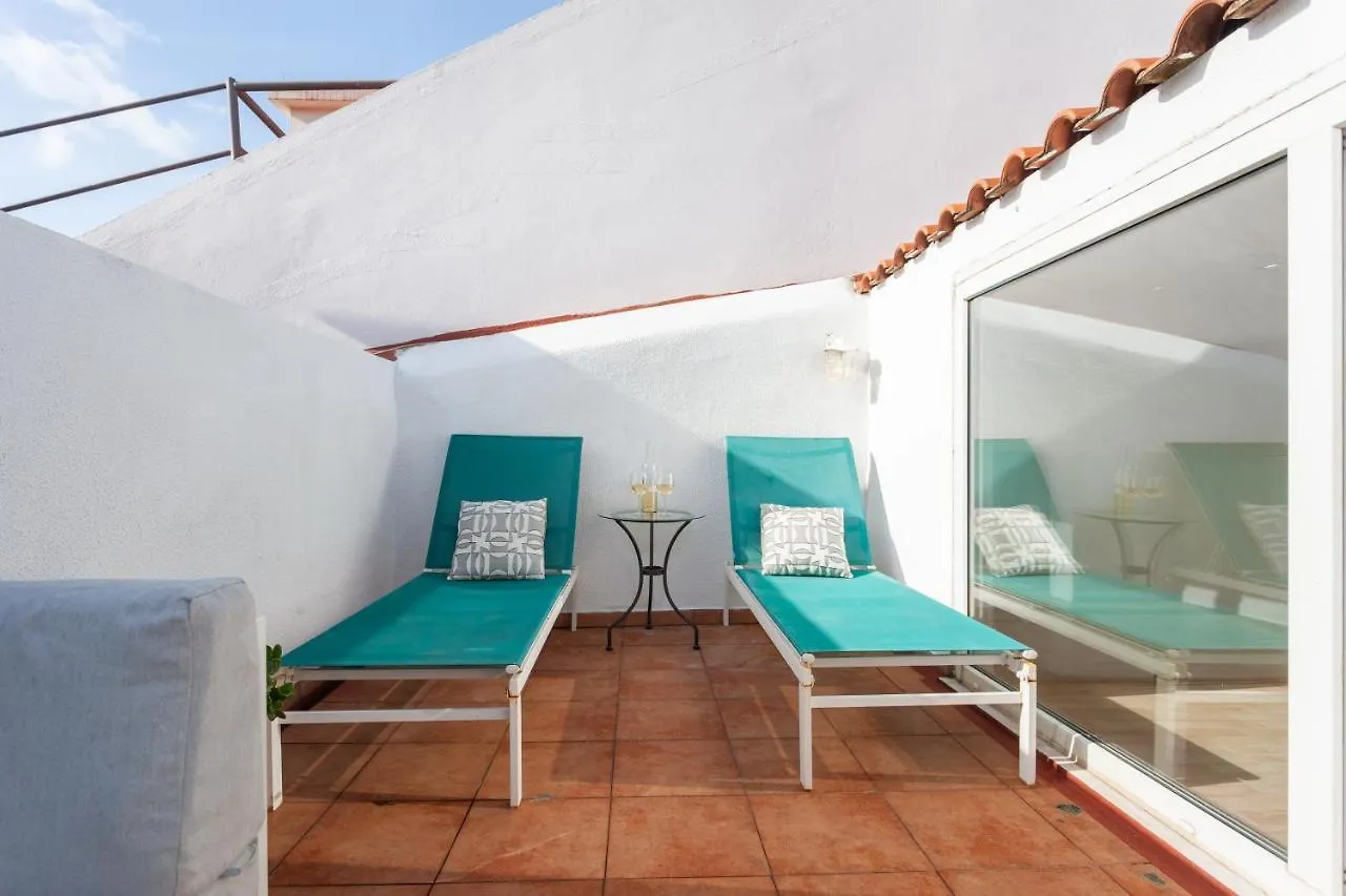 Liberty Penthouse Three-Bedroom Apartment - By Lu Holidays Lisboa Portugal