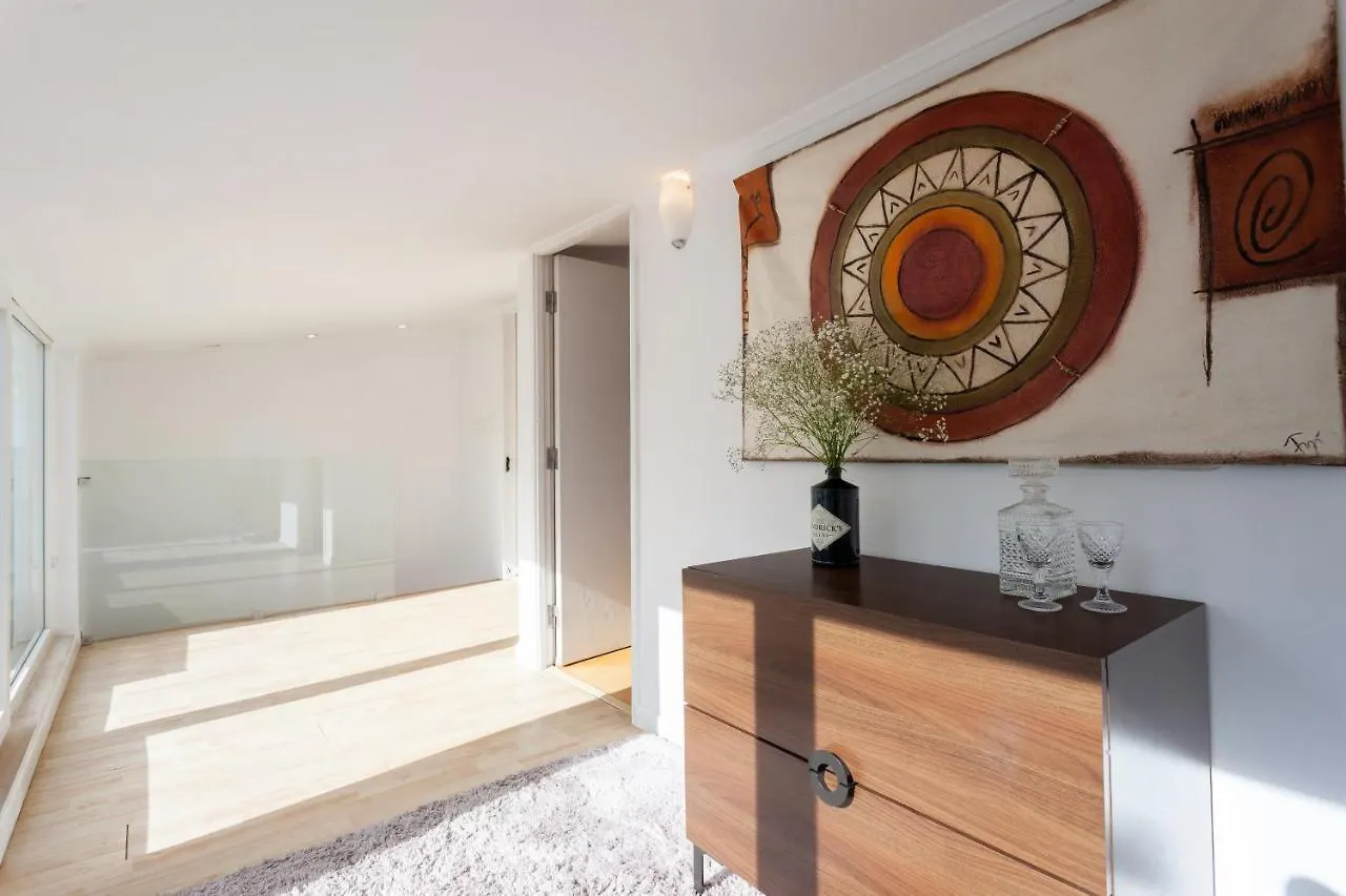 Liberty Penthouse Three-Bedroom Apartment - By Lu Holidays Lisboa Portugal